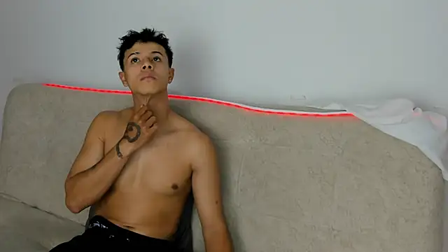 _Alex_Colton 即時 XXX 聊天