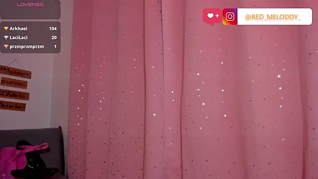 RedMeloddy's Live XXX Chat