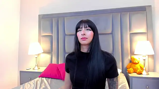 LaylaaDoll Chat XXX in diretta