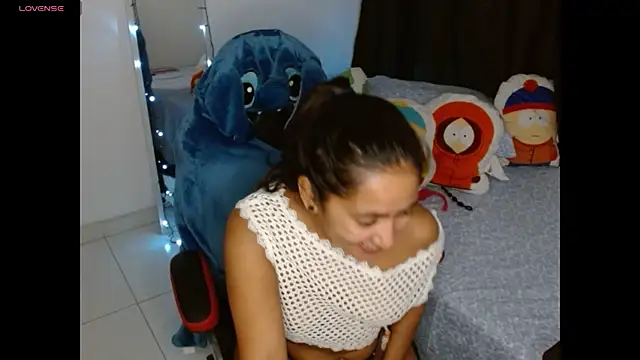 NovahPerotti live XXX chat