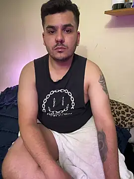 LatinBearX Adlı Modelin Web Kamerası Şovu