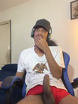 Pokazy przed kamerką – Miguel_bigcock