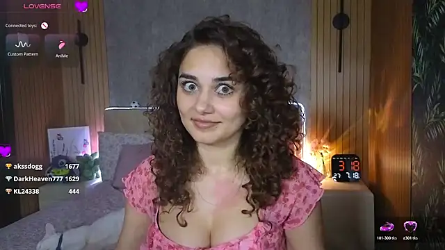Chat +18 de KatarinaHeaven ao vivo