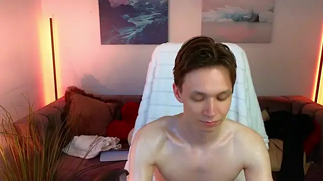 Meverik_Oushen XXX чат на живо