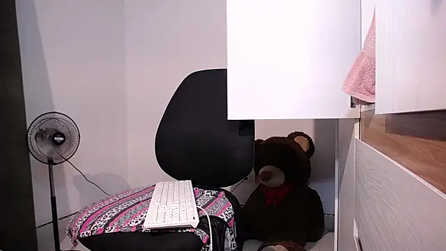 Lu_doll 现场XXX聊天