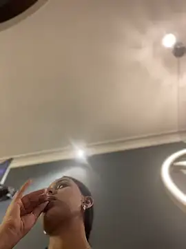 MiilaBlake's Live XXX Chat