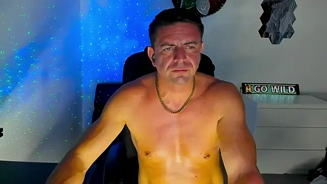 BadBoyVibes84's Live XXX Chat