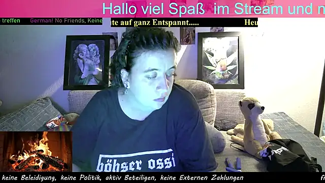 Chaos_Queen33's Live XXX Chat