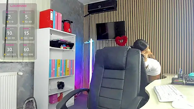 OfficeGirls – Naživo XXX chat