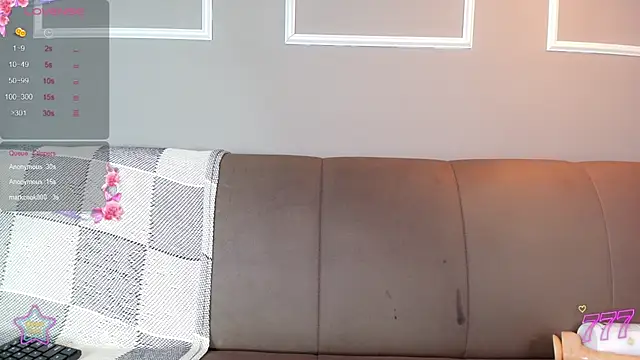 XXX chat uživo modela bloom_apple