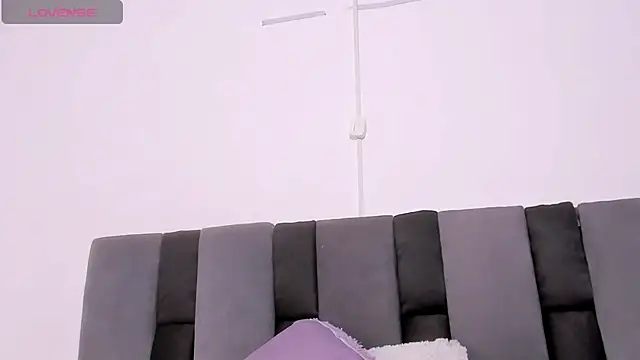 Chatroom XXX en direct de light_eyes_