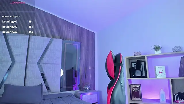 Chat +18 de Nezukoo_1 ao vivo