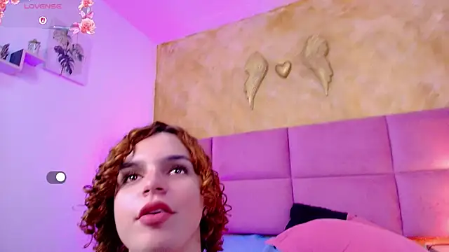 Chat XXX en directo de Skyee_angel