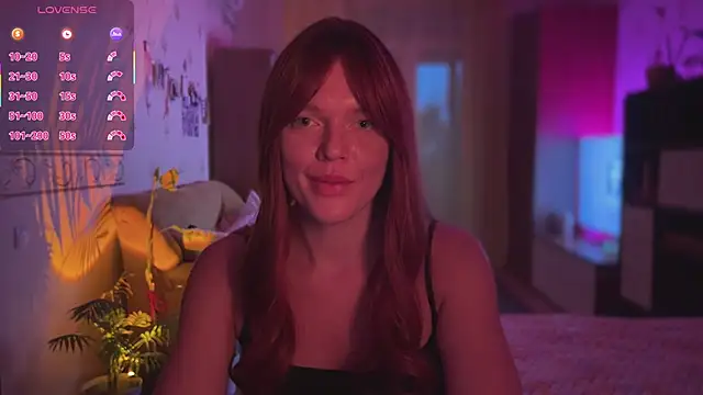 CherryRed_Girl: онлайн-секс-чат