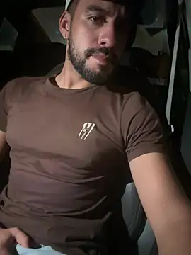 Leon__Hart_n Webbikameraesitys