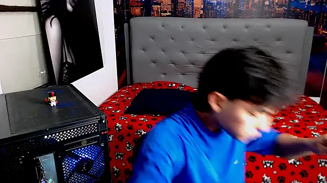 RomeoMillerr 在線直播表演