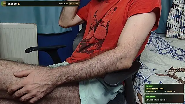 XXX chat uživo modela hairybearcb
