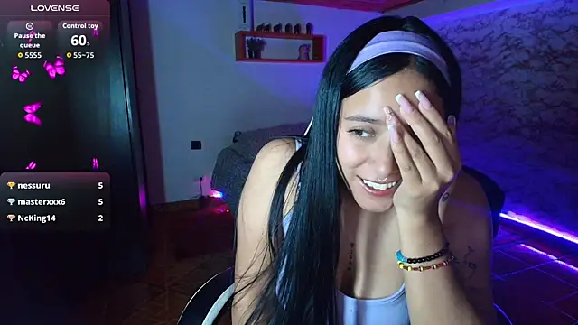 Camila_IRoose's Live XXX Chat