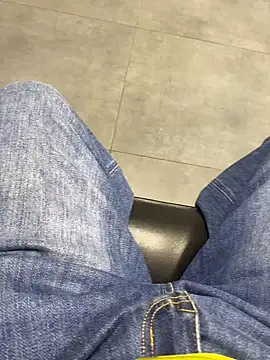 Llovlyboyyyy12 Webcam-Show
