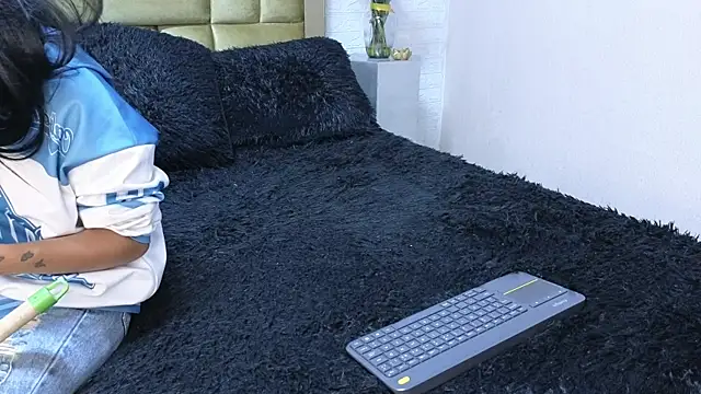 Chat +18 de ximenawilliamss ao vivo
