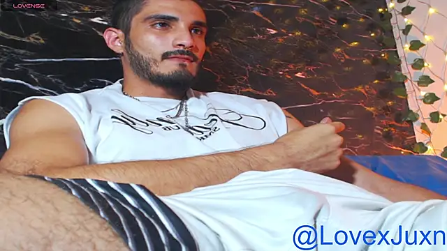 LovexJuxn77 Chat XXX in diretta
