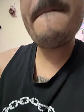 LatinBearX – Naživo XXX chat