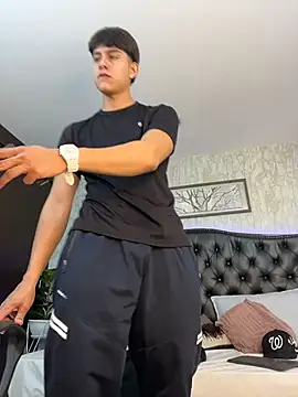 Lander_Cruz's Live XXX Chat