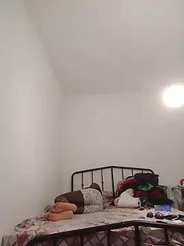 Prendmoilecul23cm XXX чат на живо