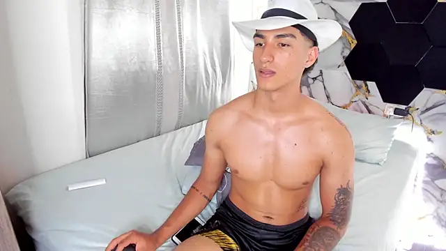 عرض كام Goldendesirexx