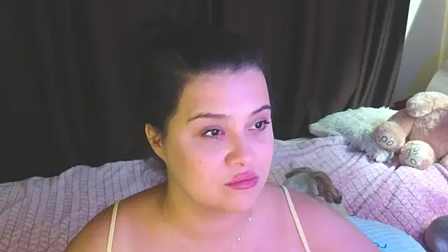 Chatroom XXX en direct de Malika_uAngel