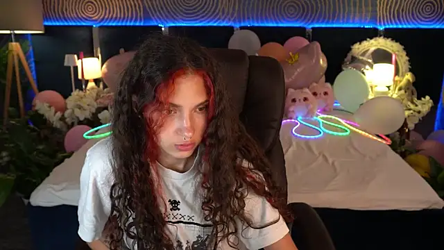 BabyFlowerr's Live XXX Chat