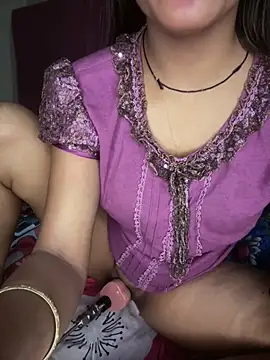 Chat +18 de HOTTY-TINA ao vivo