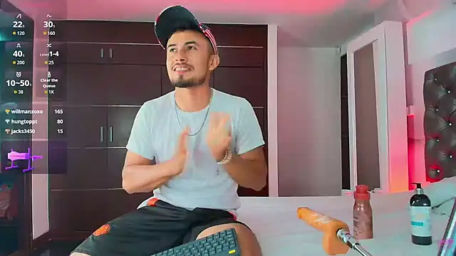 Živý XXX chat Valentiinoss