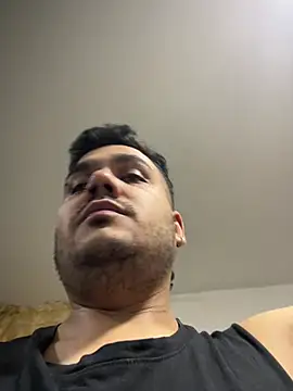 LatinBearX Live XXX-chat
