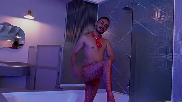 XXX chat uživo modela thomas_montiel