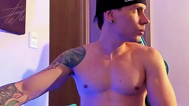 NykonPorman – Live XXX-chat