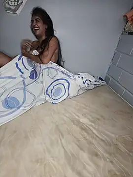 Chat +18 de Bigtiti01 ao vivo
