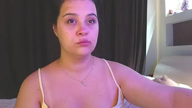 Malika_uAngel Adlı Modelin Canlı XXX Sohbeti