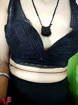SAKSHI_3's Live XXX Chat