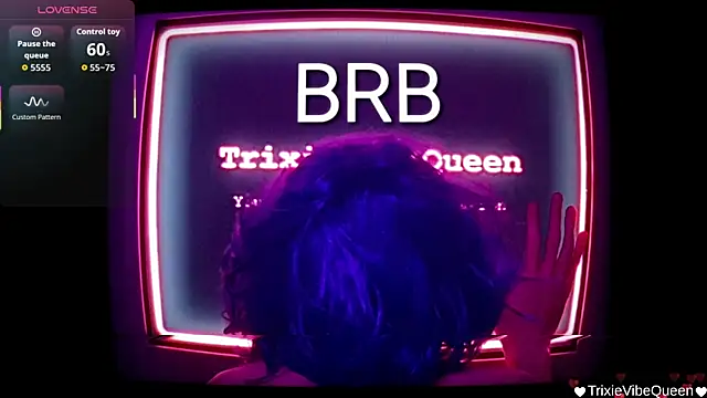 TrixieVibeQueen – webcam-show