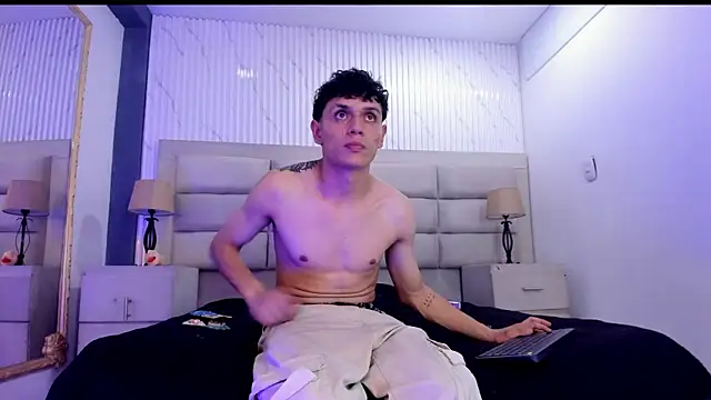 Hydan_ Chat XXX in diretta