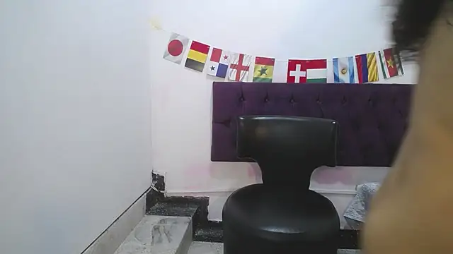 Little18Doll লাইভ XXX চ্যাট