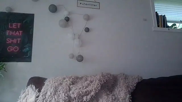 Chat +18 de LillithVice ao vivo