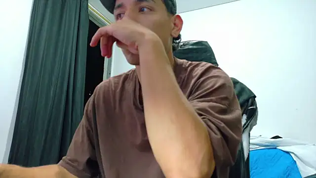 bully_boss Chat XXX live