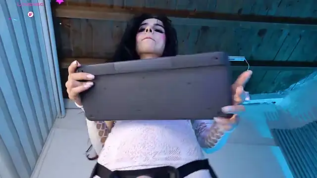 Alice_noir Live XXX-Chat