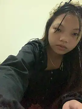 Cham-py 在線直播表演