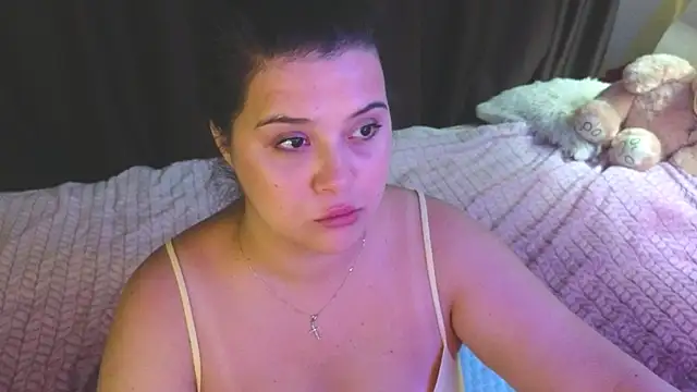 Chat XXX en directo de Malika_uAngel