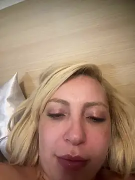 Show de Juuhschmitt na webcam