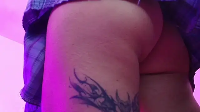 Miwa_violet Chat XXX in diretta