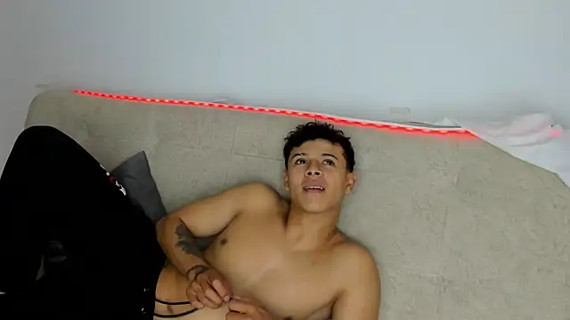 _Alex_Colton 라이브 XXX 채팅